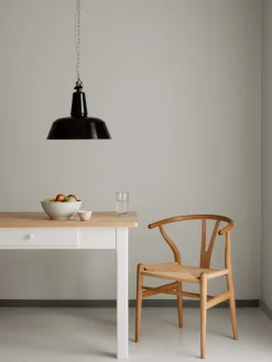 Armlehnstuhl CH 24 Eichenholz