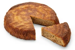 Bio-Mandelkuchen mit Haselnüssen