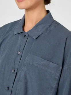 Damenbluse mit Brusttasche