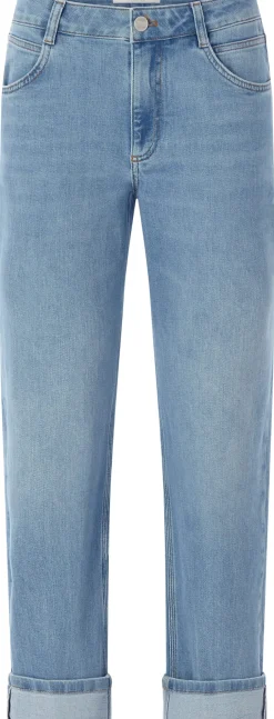 Damenjeans mit Aufschlag