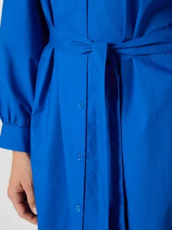 Damenkleid mit Kräuseln