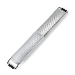 Edelstahl-Reibe geätzt