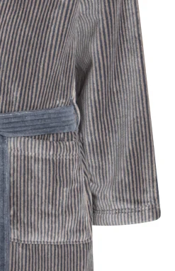 Haus- und Bademantel fein gestreift