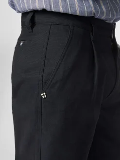 Herrenchino mit Bundfalte