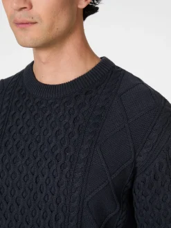 Herrenpullover Aranmuster