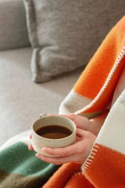 Lammwolldecke Bauhausstil