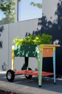 Rollbares Hochbeet für Kinder