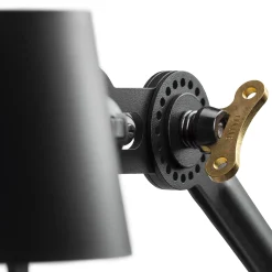 Tonone Bodenleuchte Stahl und Aluminium