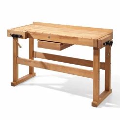 Werkbank mit Zubehör