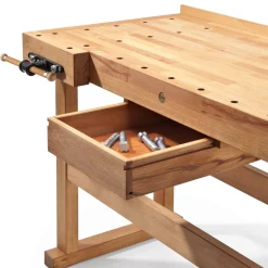 Werkbank mit Zubehör