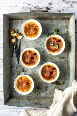 Wildkräuter im Herbst und Winter